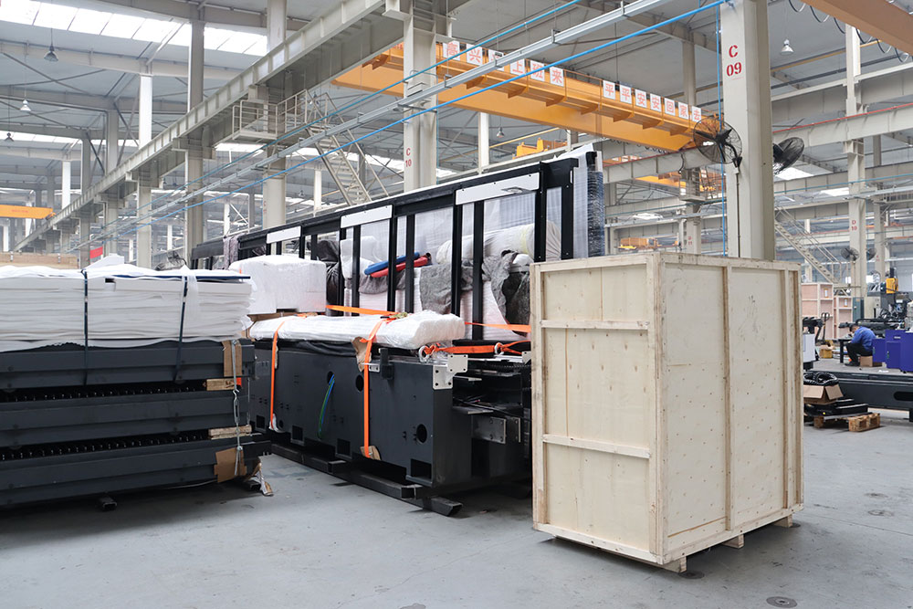 6025-fiber-laser-cutter-12kw